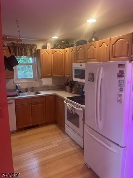 47 Mechanic Street Washington, NJ 07882 - Photo 2 of 17