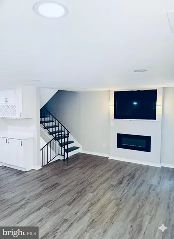 $2,400 | 9611 Brassie Way, Montgomery Village, MD 20886