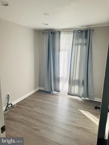 $2,400 | 9611 Brassie Way, Montgomery Village, MD 20886