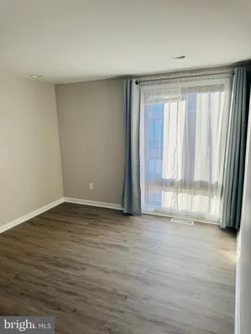 $2,400 | 9611 Brassie Way, Montgomery Village, MD 20886