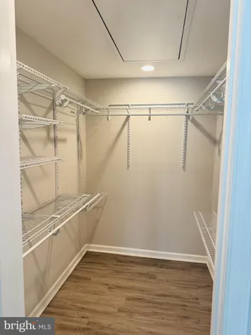 $2,400 | 9611 Brassie Way, Montgomery Village, MD 20886