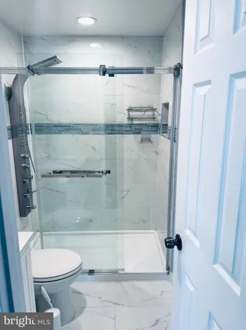 $2,400 | 9611 Brassie Way, Montgomery Village, MD 20886