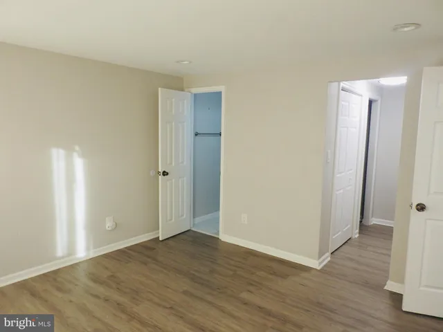 $2,400 | 9611 Brassie Way, Montgomery Village, MD 20886