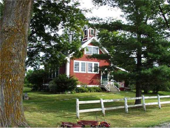 14 Farnham Road Moretown, VT 05660 - Photo 1 of 9