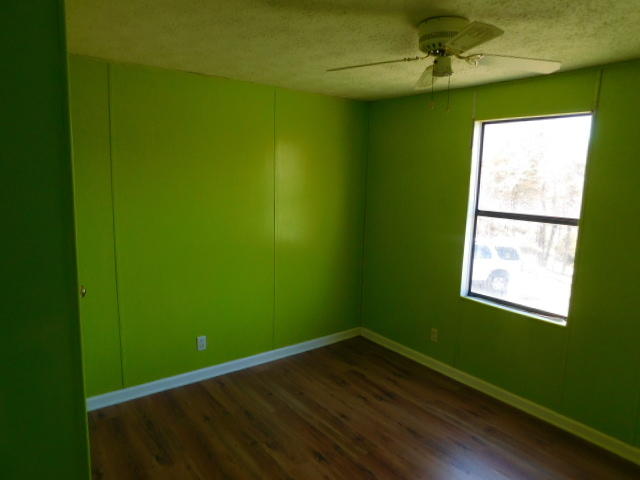 5983 Vonore Road Loudon, TN 37774 - Photo 14 of 15 15 BEDROOM-3