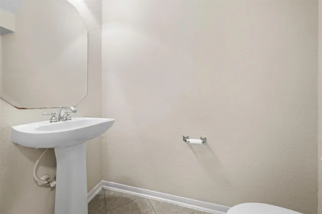 $2,500 | 6206 Southcott Court, Katy, TX 77450