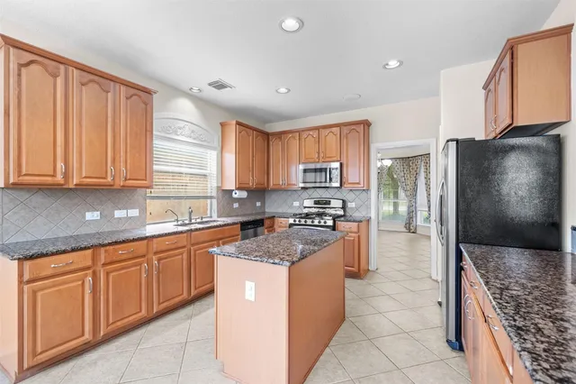 $2,500 | 6206 Southcott Court, Katy, TX 77450