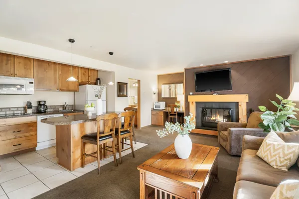 $169,000 | 18575 Southwest Century Drive, Unit 2125, Bend, OR 97702