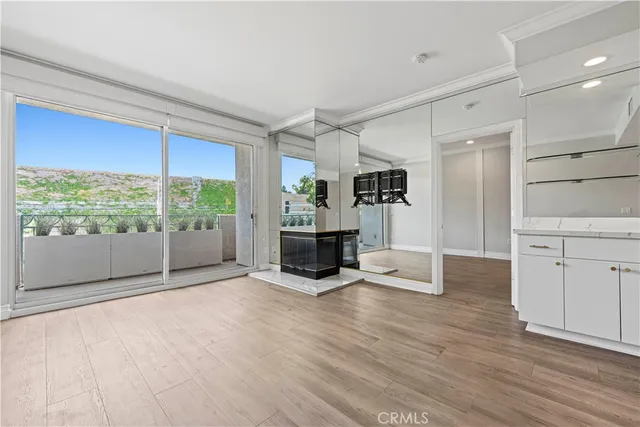 $749,000 | 390 South Sepulveda Boulevard, Unit 105, Los Angeles, CA 90049