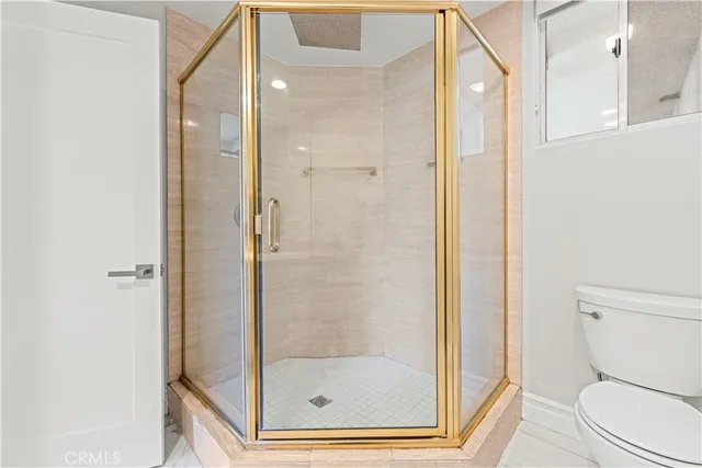 $749,000 | 390 South Sepulveda Boulevard, Unit 105, Los Angeles, CA 90049