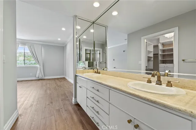 $749,000 | 390 South Sepulveda Boulevard, Unit 105, Los Angeles, CA 90049