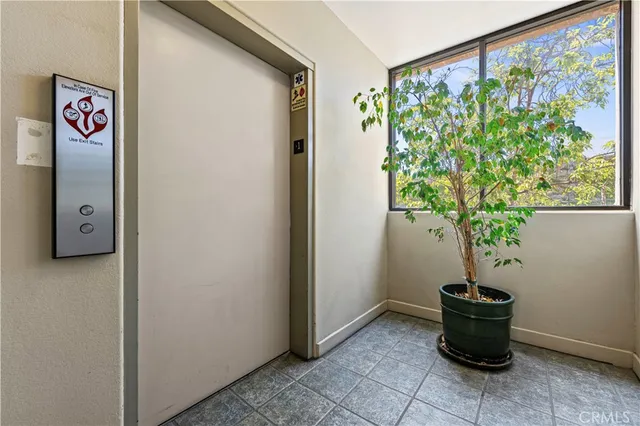 $749,000 | 390 South Sepulveda Boulevard, Unit 105, Los Angeles, CA 90049