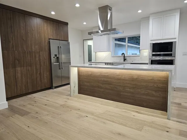 $1,500,000 | 8801 North Miami Avenue, El Portal, FL 33138