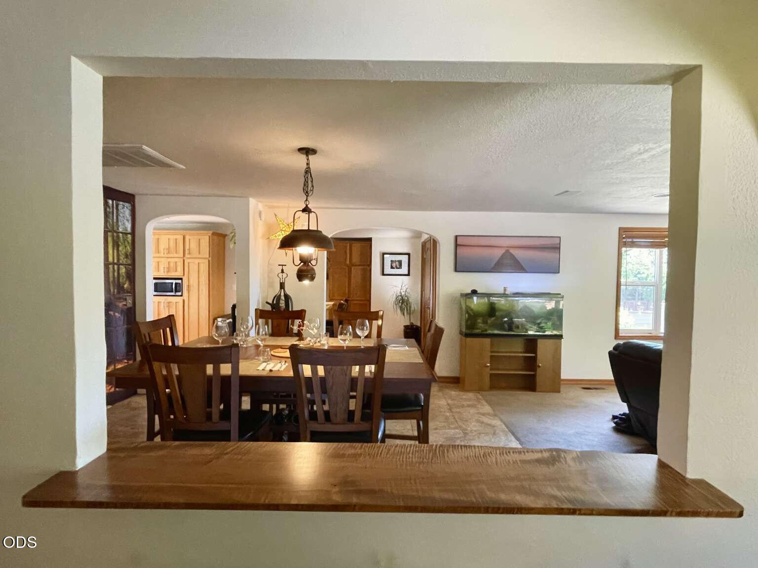 6085 Adams Road Talent, OR 97540 - Photo 2 of 40