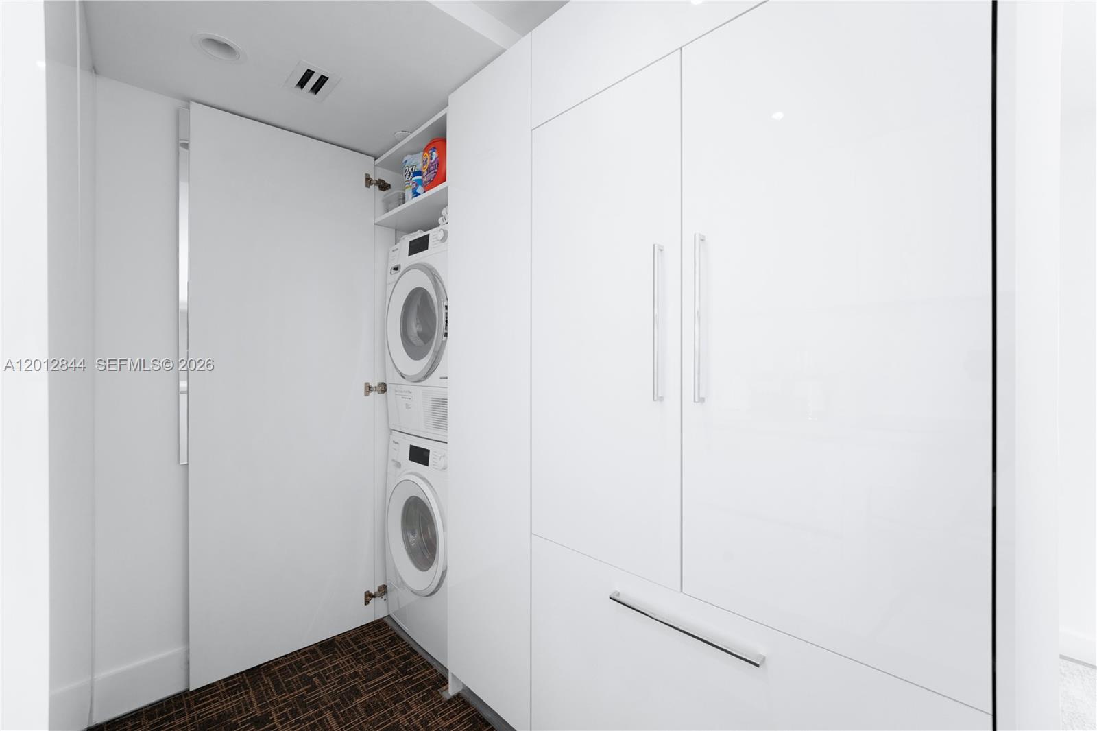 90 Alton Road, Unit 3 Miami Beach, FL 33139 - Photo 15 of 35 Photo 15