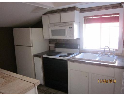 360 Main Street Scituate, RI 02831 - Photo 3 of 7 Kitchen.
