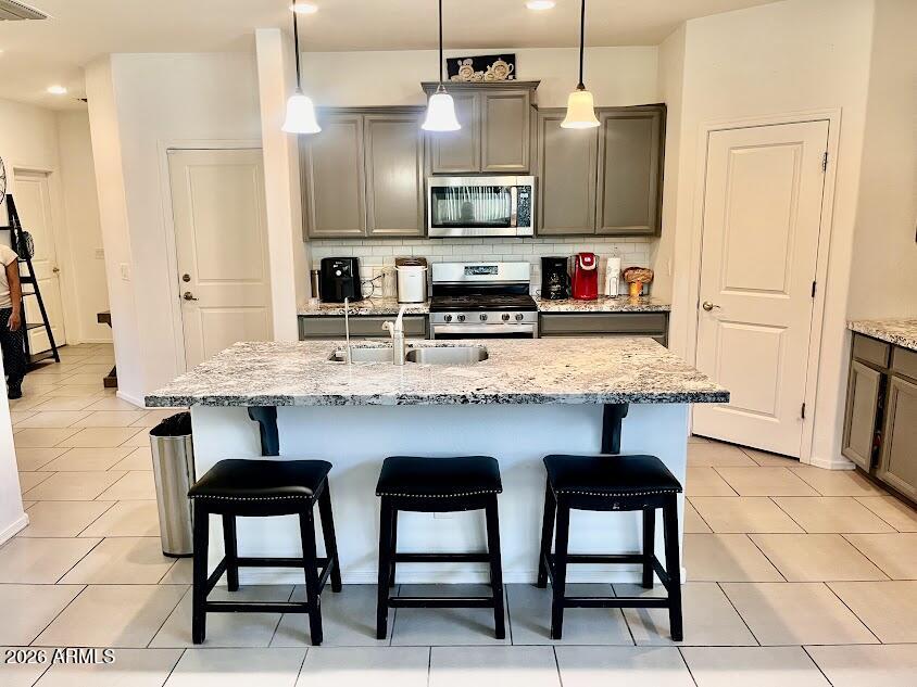 2723 West Apollo Road Phoenix, AZ 85041 - Photo 4 of 26 Apollo kitch 2