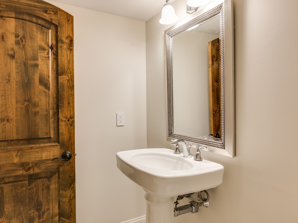 5 Cashman Way, Unit 5 Middleton, MA 01949 - Photo 25 of 30 Gallery Image 25