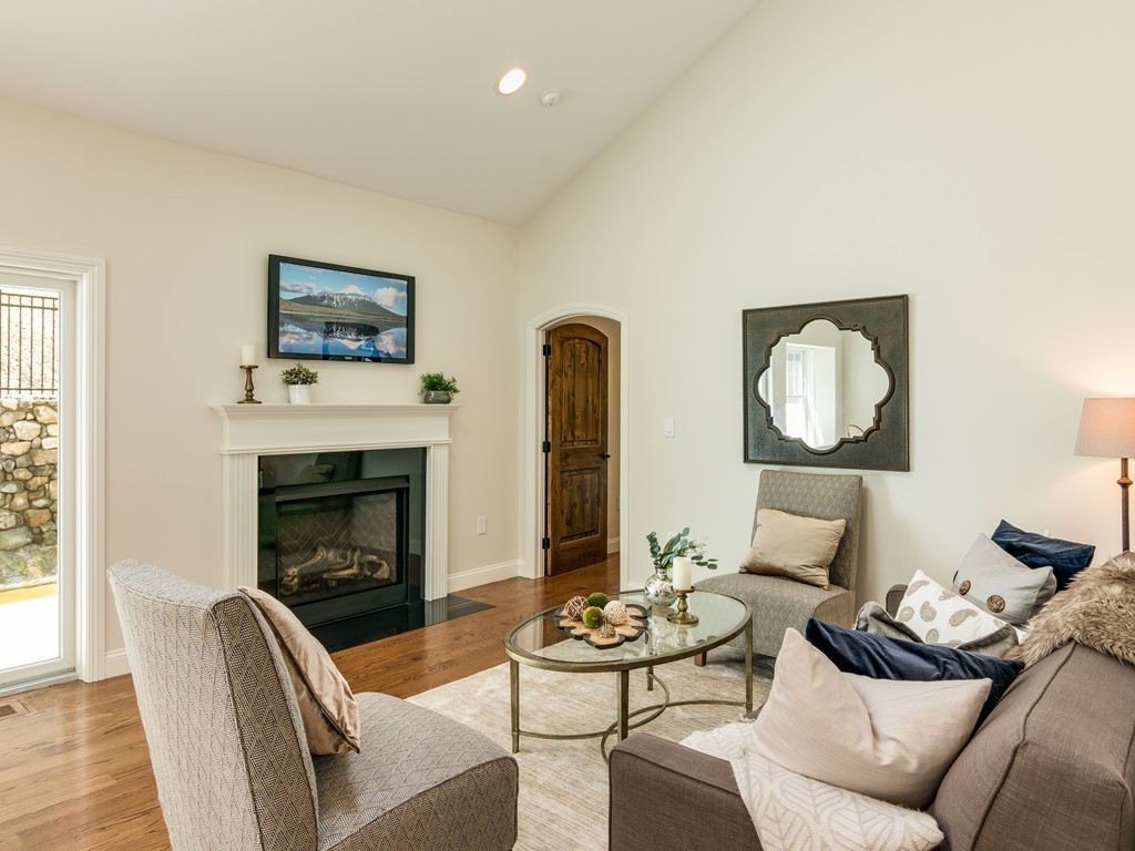 5 Cashman Way, Unit 5 Middleton, MA 01949 - Photo 10 of 30 Gallery Image 10