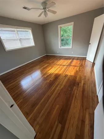 $2,450 | 5223 Sanford Road, Houston, TX 77035