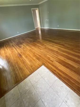 $2,450 | 5223 Sanford Road, Houston, TX 77035