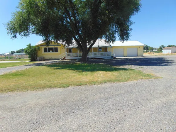 $425,000 | 3855 Saddlehorn Lane, Vale, OR 97918