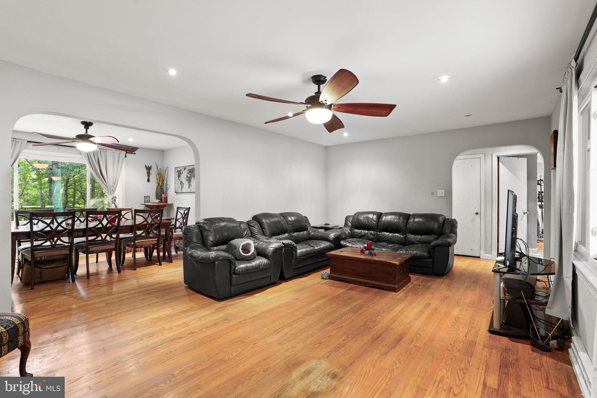 7375 Billingsley Road Bryans Road, MD 20616 - Photo 10 of 48 Large living room