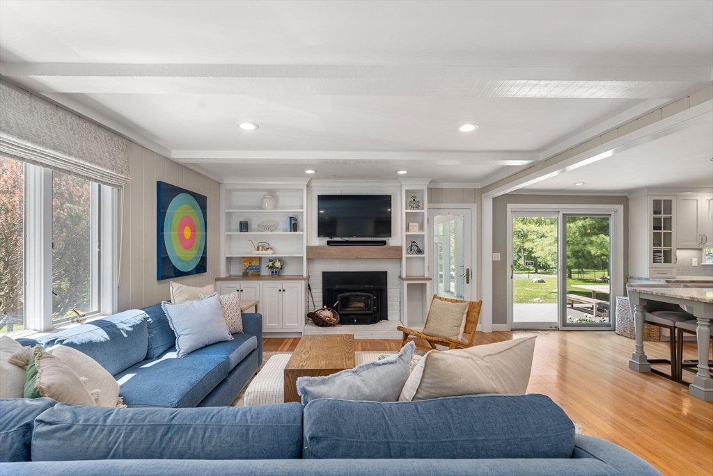 2 Russett Hill Road Sherborn, MA 01770 - Photo 3 of 28