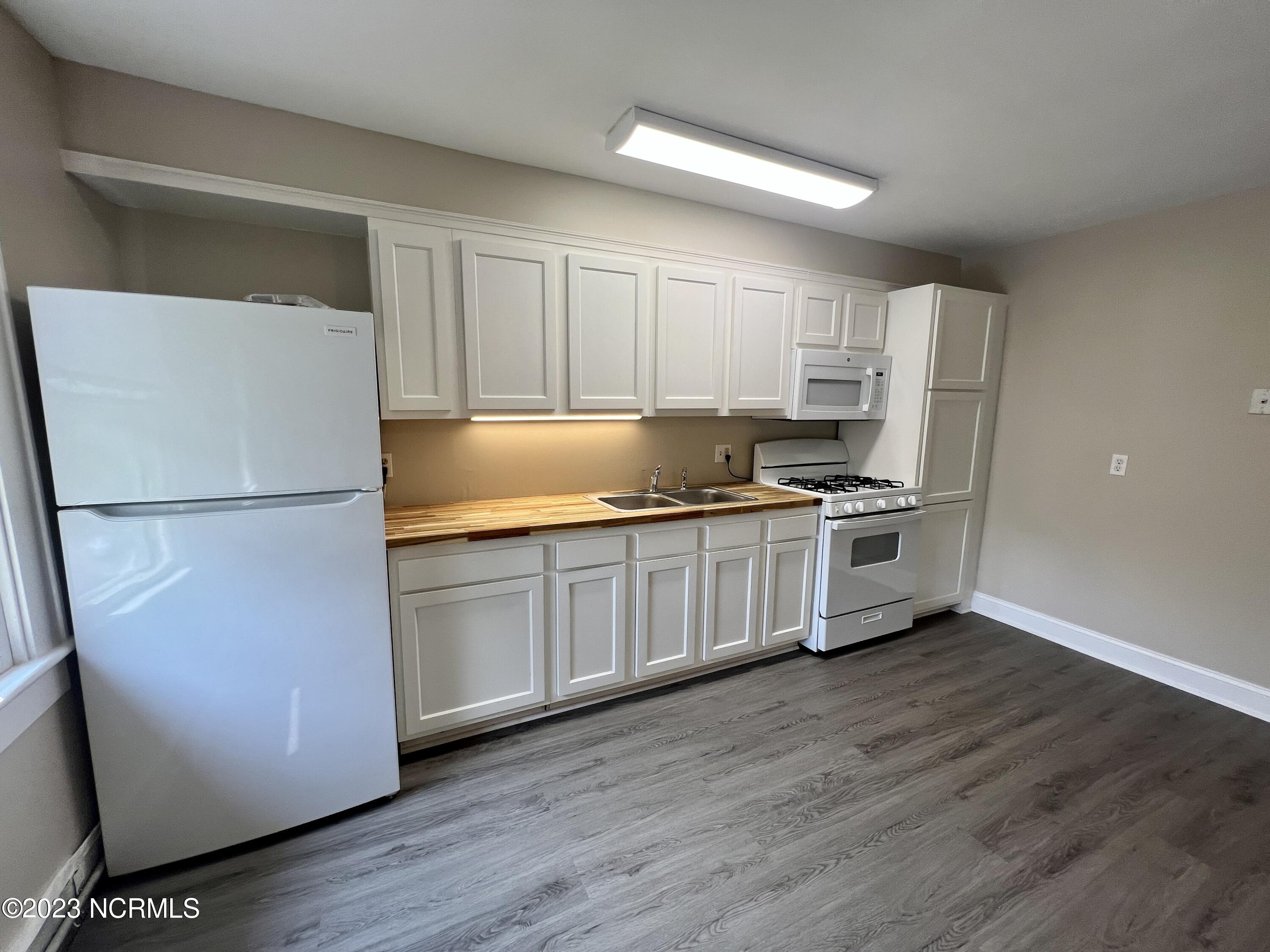 1221 Riverside Avenue, Unit 2A Elizabeth City, NC 27909 - Photo 3 of 4 IMG_4448 2023-08-03 18_50_52