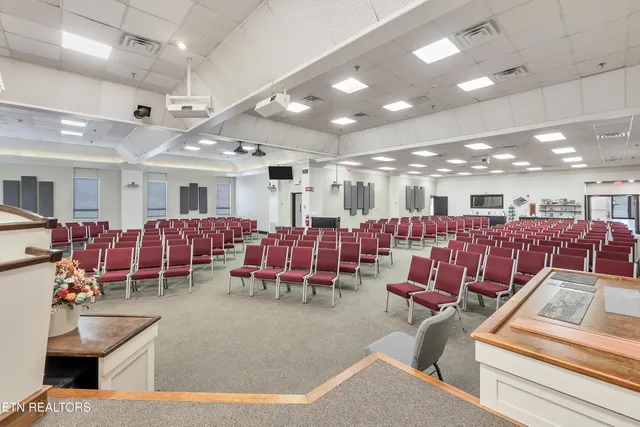 $1,950,000 | 161 East Harper Avenue, Maryville, TN 37804