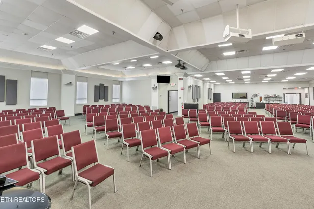 $1,950,000 | 161 East Harper Avenue, Maryville, TN 37804