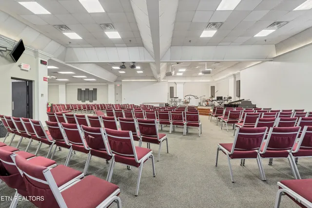 $1,950,000 | 161 East Harper Avenue, Maryville, TN 37804