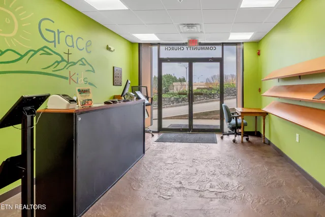 $1,950,000 | 161 East Harper Avenue, Maryville, TN 37804