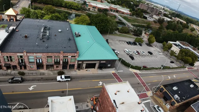 $1,950,000 | 161 East Harper Avenue, Maryville, TN 37804