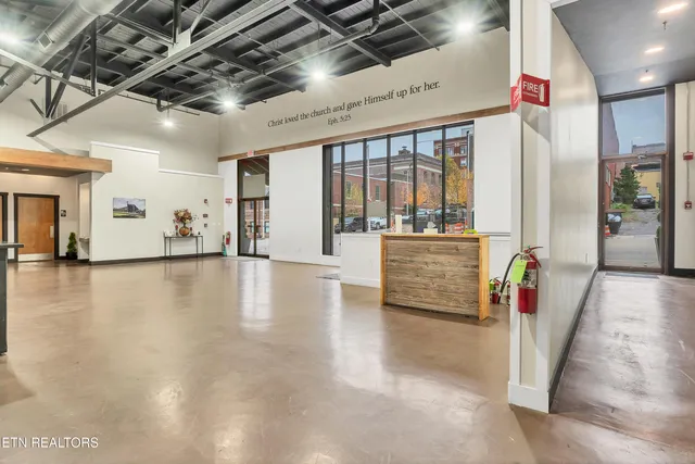 $1,950,000 | 161 East Harper Avenue, Maryville, TN 37804