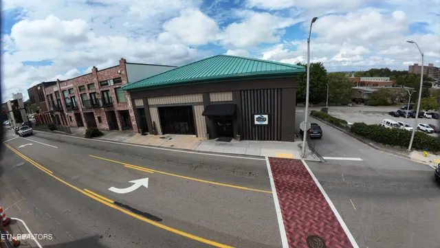 $1,950,000 | 161 East Harper Avenue, Maryville, TN 37804