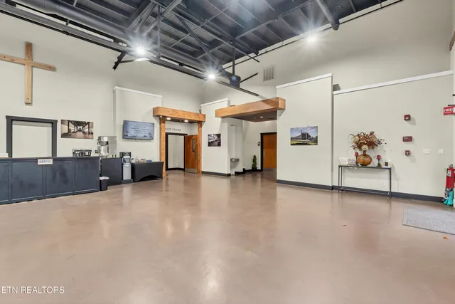 $1,950,000 | 161 East Harper Avenue, Maryville, TN 37804