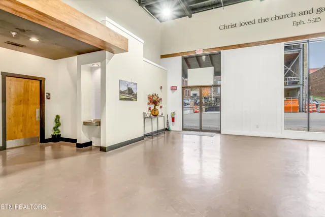 $1,950,000 | 161 East Harper Avenue, Maryville, TN 37804