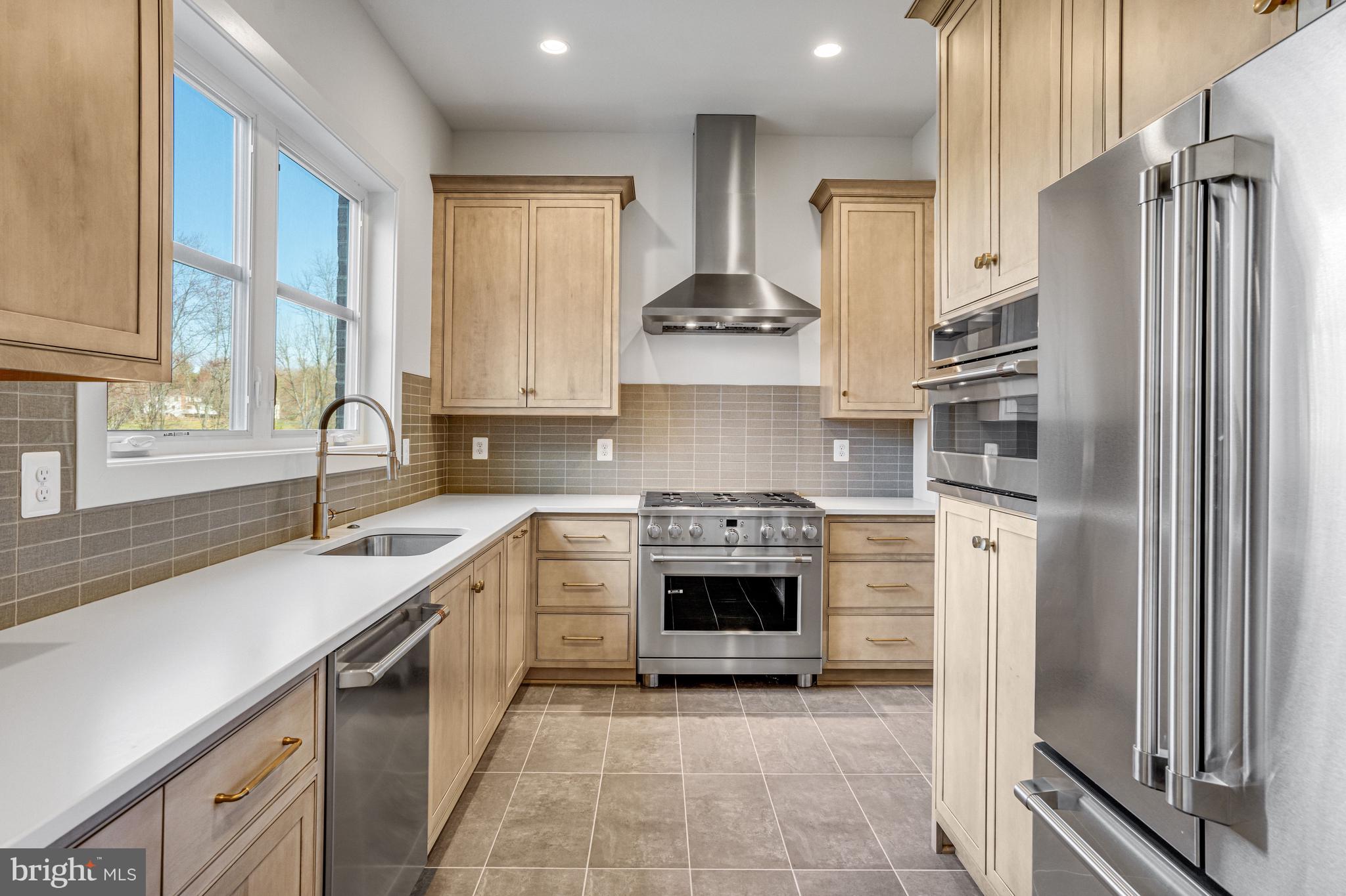 1002 Springvale Road Great Falls, VA 22066 - Photo 29 of 73 catering kitchen