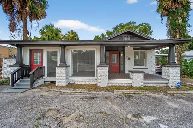 $2,500 | 7002 North Nebraska Avenue, Tampa, FL 33604