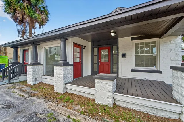 $2,500 | 7002 North Nebraska Avenue, Tampa, FL 33604