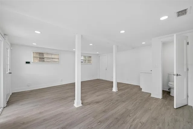 $2,500 | 7002 North Nebraska Avenue, Tampa, FL 33604