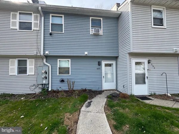 $1,700 | 660 Tara Drive, Sicklerville, NJ 08081