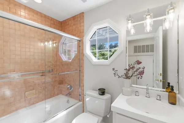 $4,998,000 | 8 Amendra Place, Los Altos, CA 94022