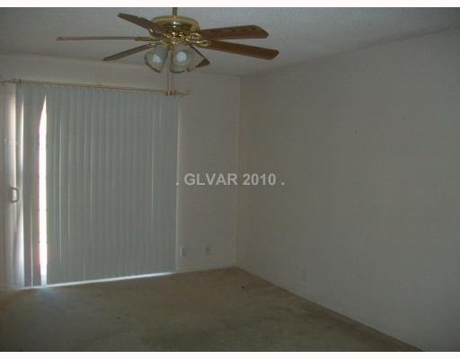 2708 Osborne Lane Henderson, NV 89014 - Photo 8 of 10 Living Room.