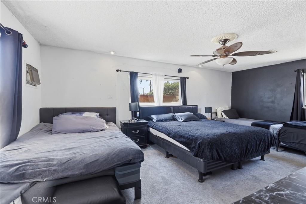 1490 Anderson Street Simi Valley, CA 93065 - Photo 26 of 37