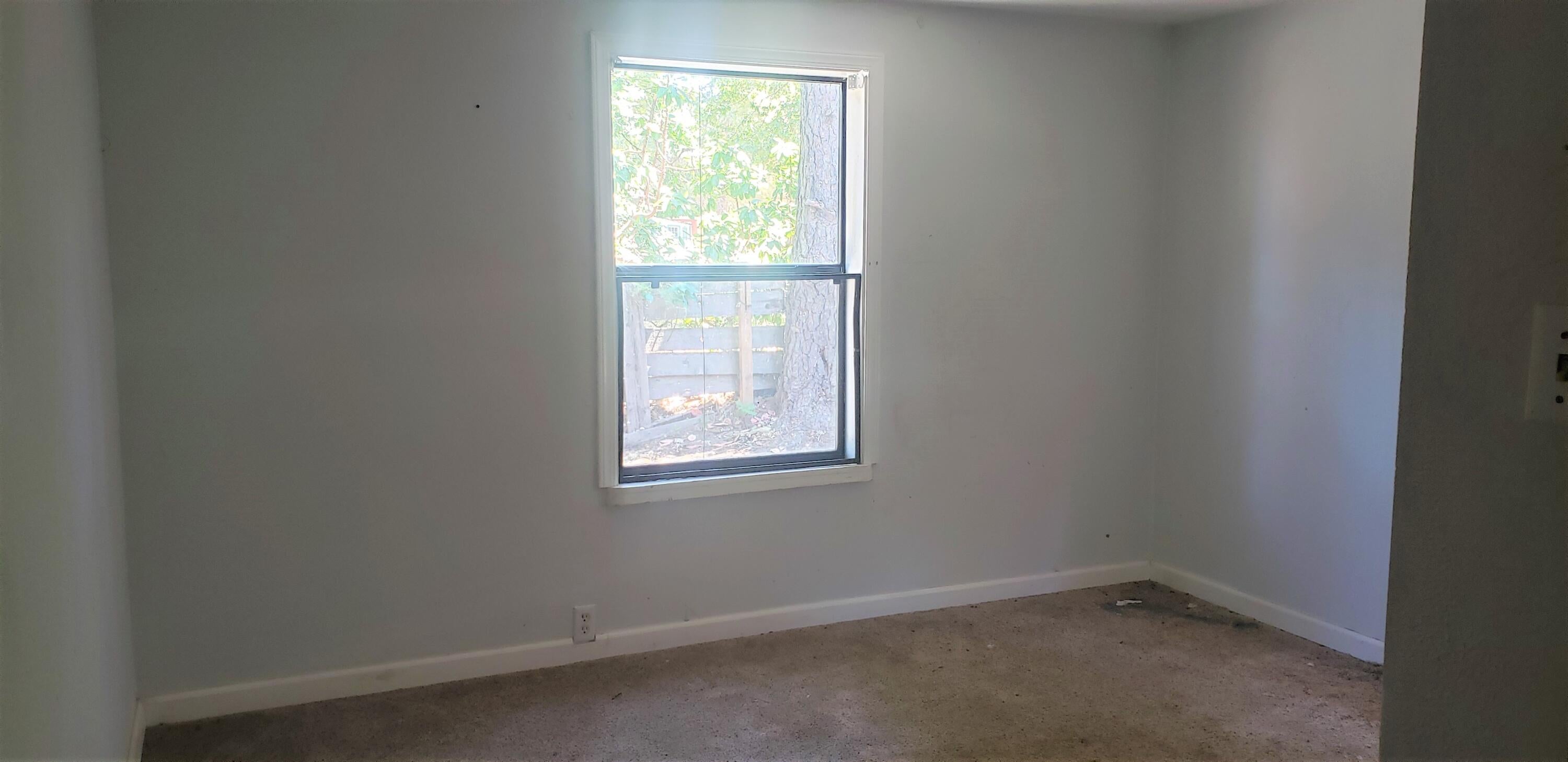 201 Finch Road Cave Junction, OR 97531 - Photo 8 of 12 bedroom 2