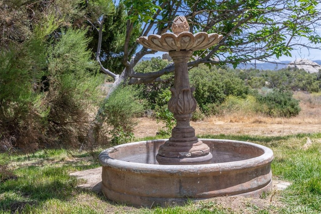 39875 Bautista Road Anza, CA 92539 - Photo 30 of 44 a view of a fountain in a yard