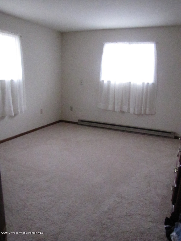 307 Rt Spring Brook Moscow, PA 18444 - Photo 13 of 21 Gallery Image 13