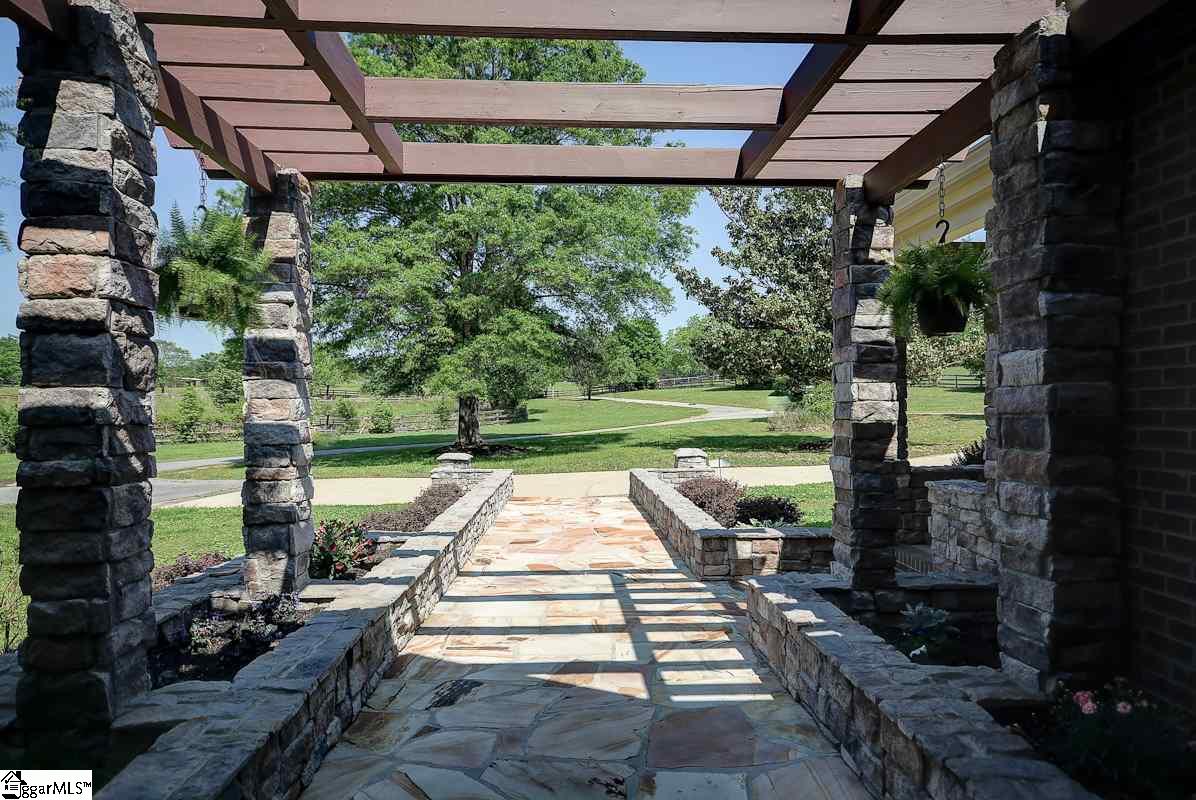 204 League Road Simpsonville, SC 29681 - Photo 12 of 36 Gallery Image 12
